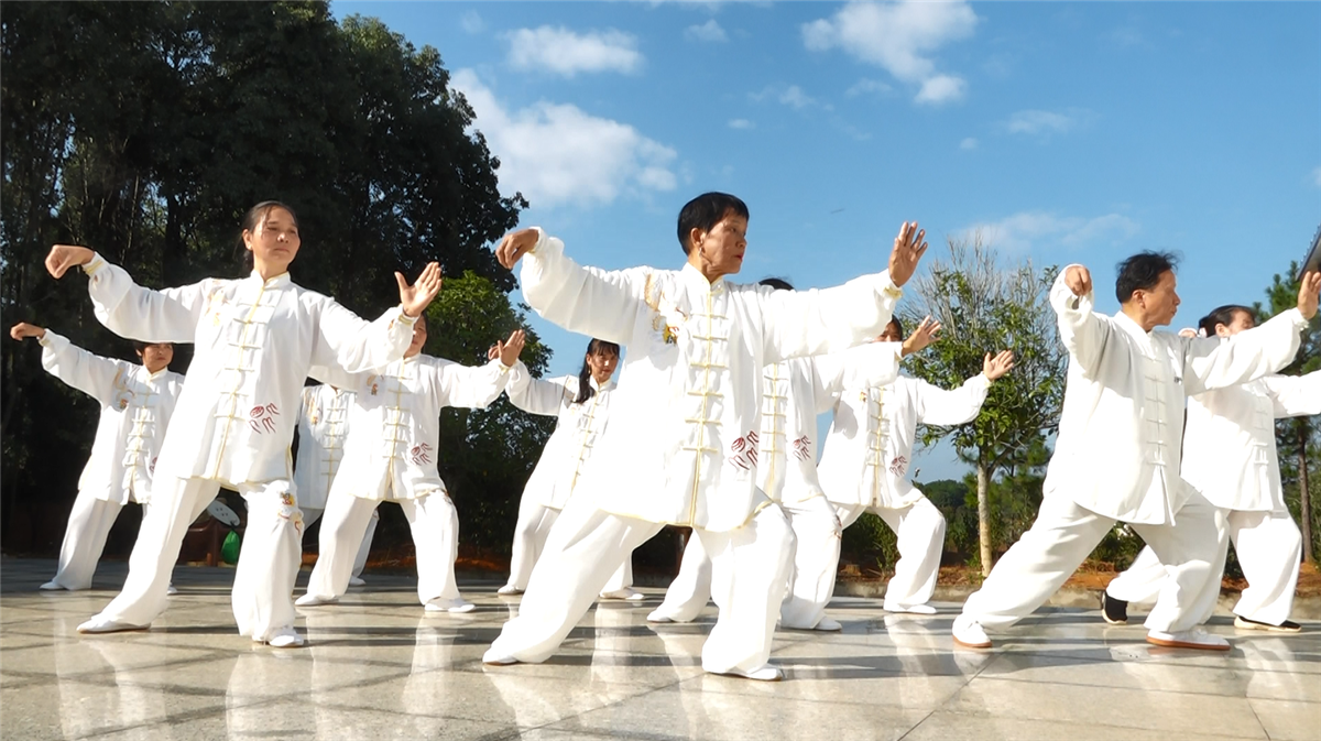 衡山：太极拳“打”进乡村 多彩文娱活动点亮群众新生活