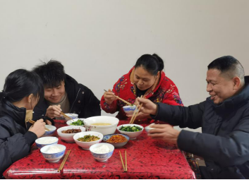 新家新气象，开云镇易地搬迁户喜气洋洋过新年