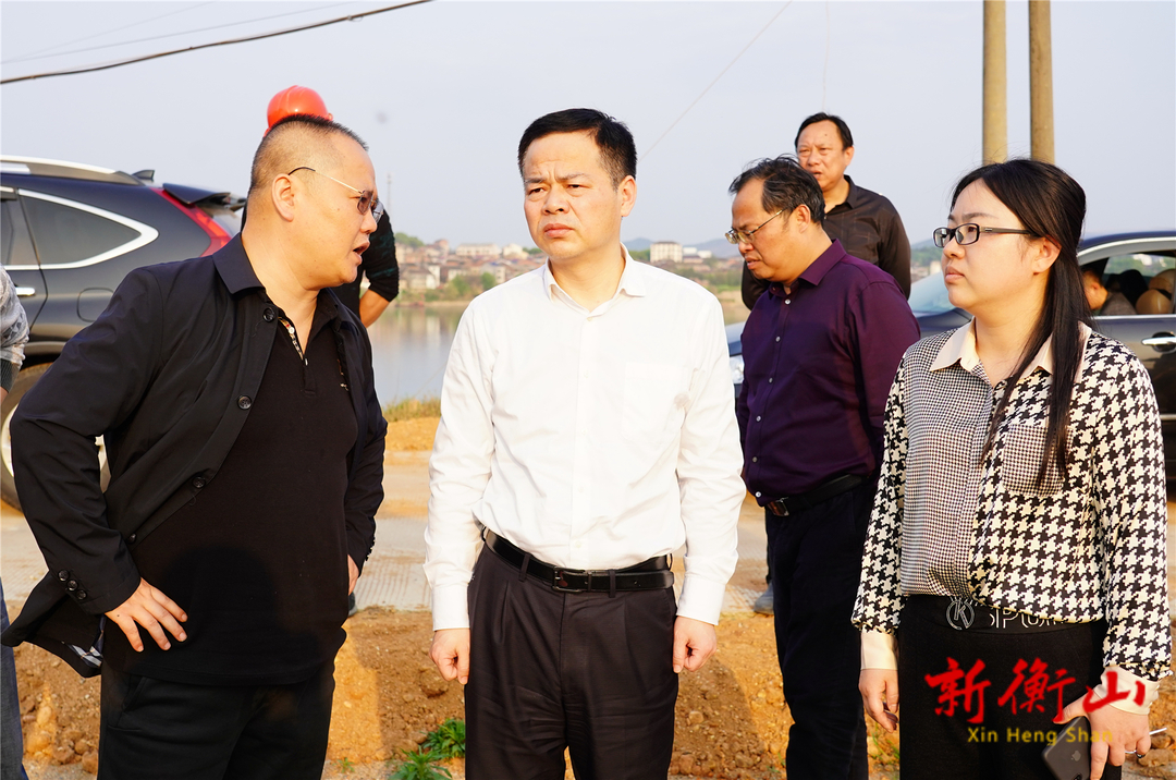 尹培国检查突出生态环境问题整改工作