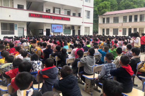 岭坡乡：禁毒、反诈进校园 让青春与法同行