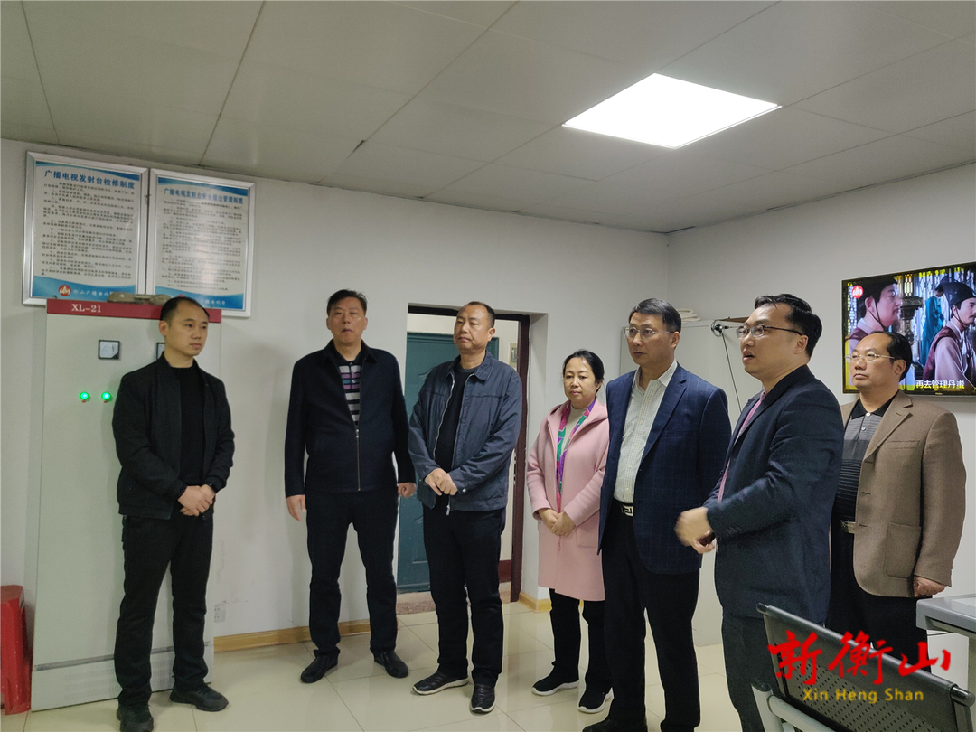 省广电局检查组来我县督导建党百年安全播出工作