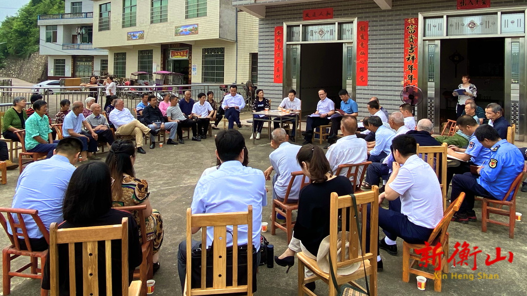 【新时代文明实践】朝圣村屋场恳谈会：架干群“连心桥” 绘发展“新蓝图”