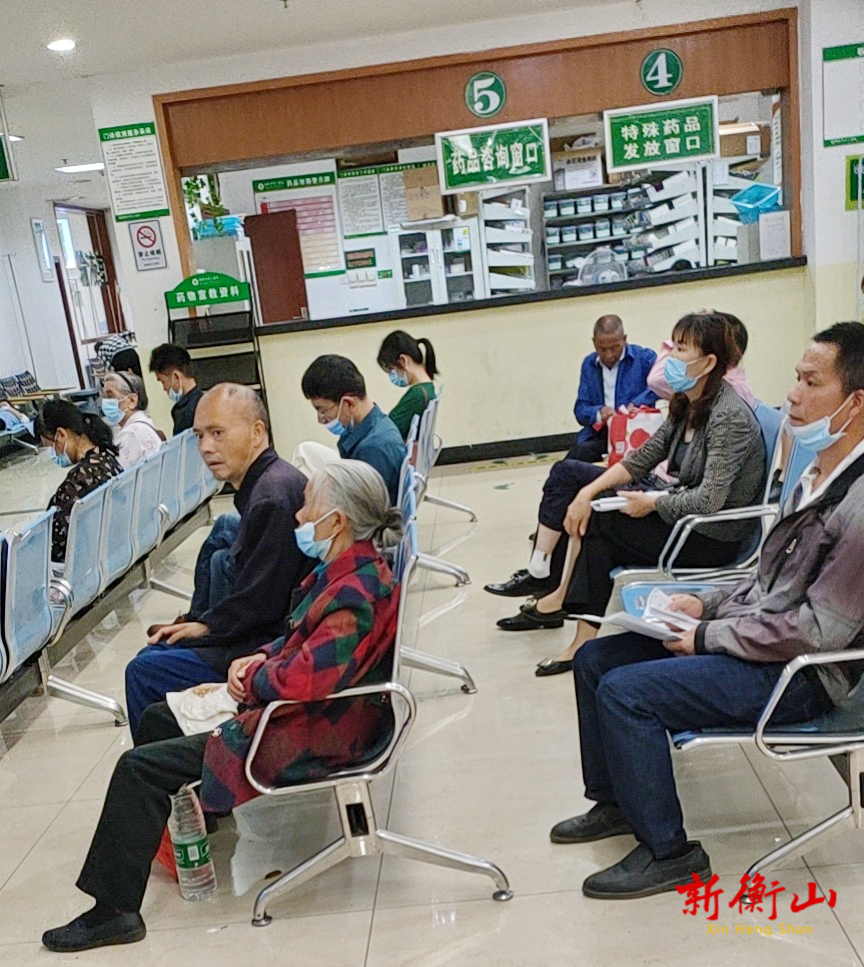【我为群众办实事】岭坡乡晓烟村：群众有困难 村干部来帮忙