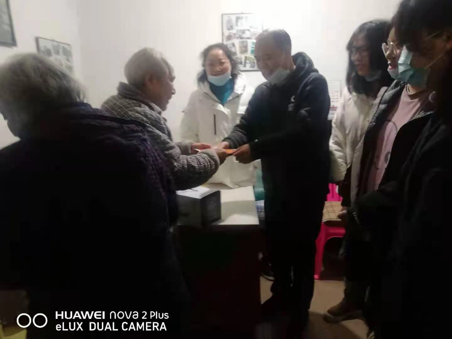 永安街道联合区工商联永安分会走访慰问送温暖