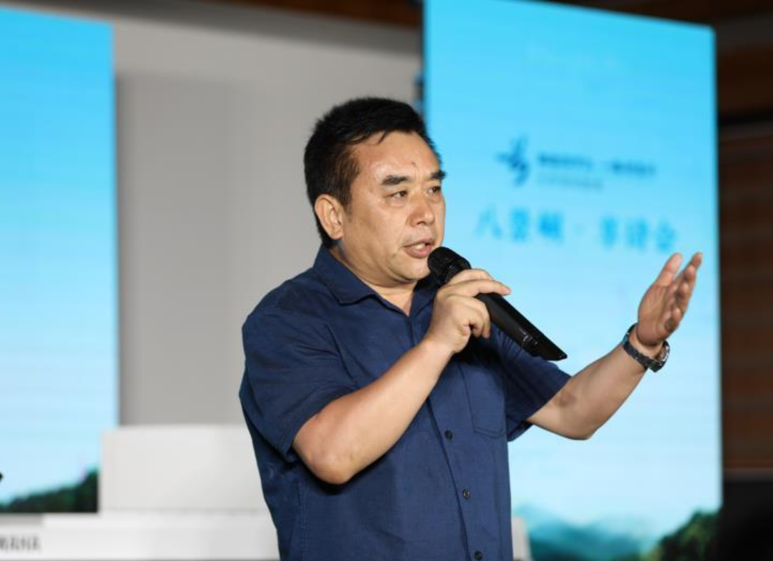 【人民日报】60余位诗人采风汨罗江：清流是汨罗