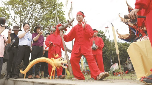 【湖南日报】汨罗江，是一条历史之江、文化之江，更是一条诗意之江—— 一江千古属斯人