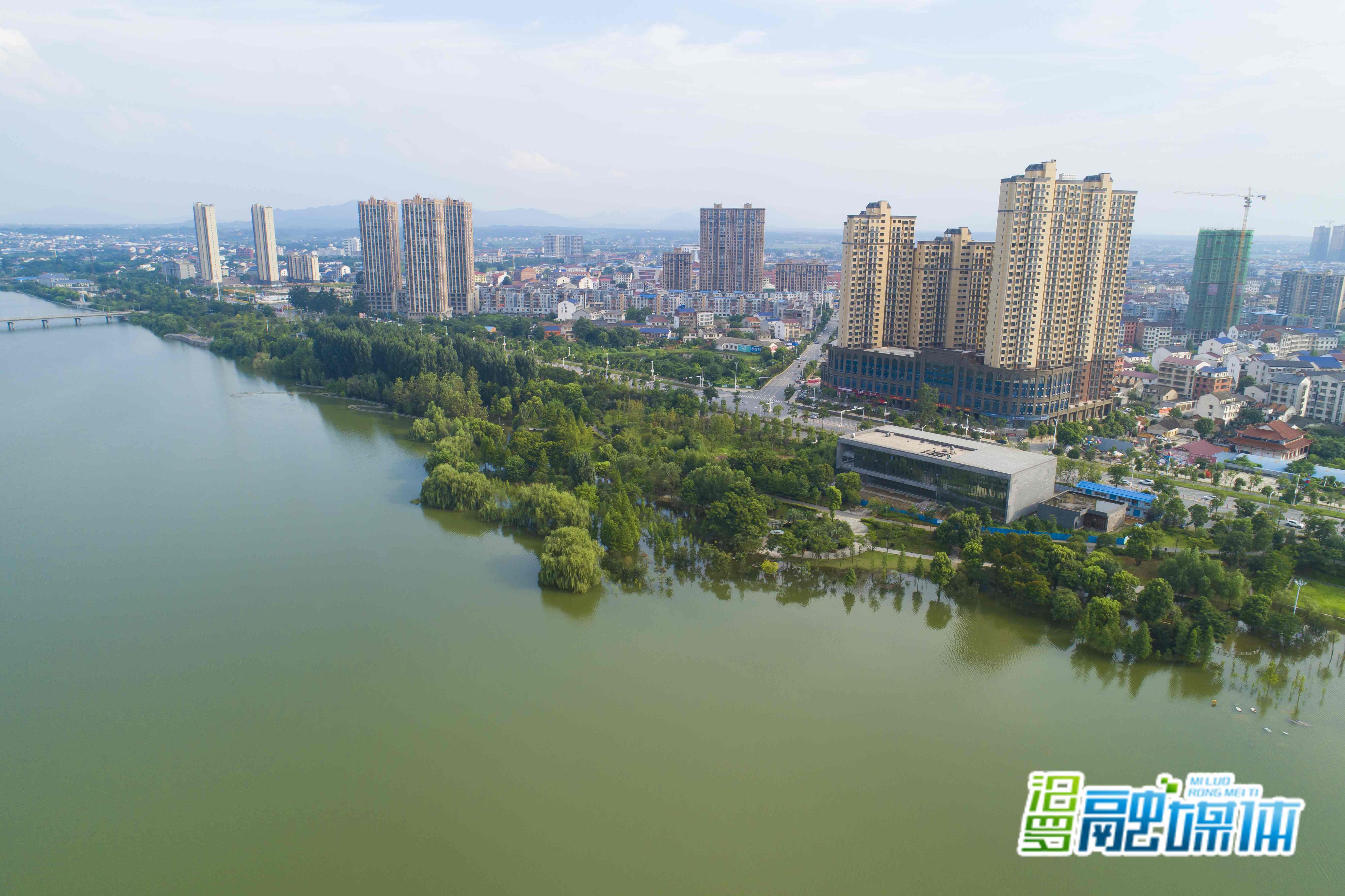 图集看七月最美汨罗江水清岸绿江面阔