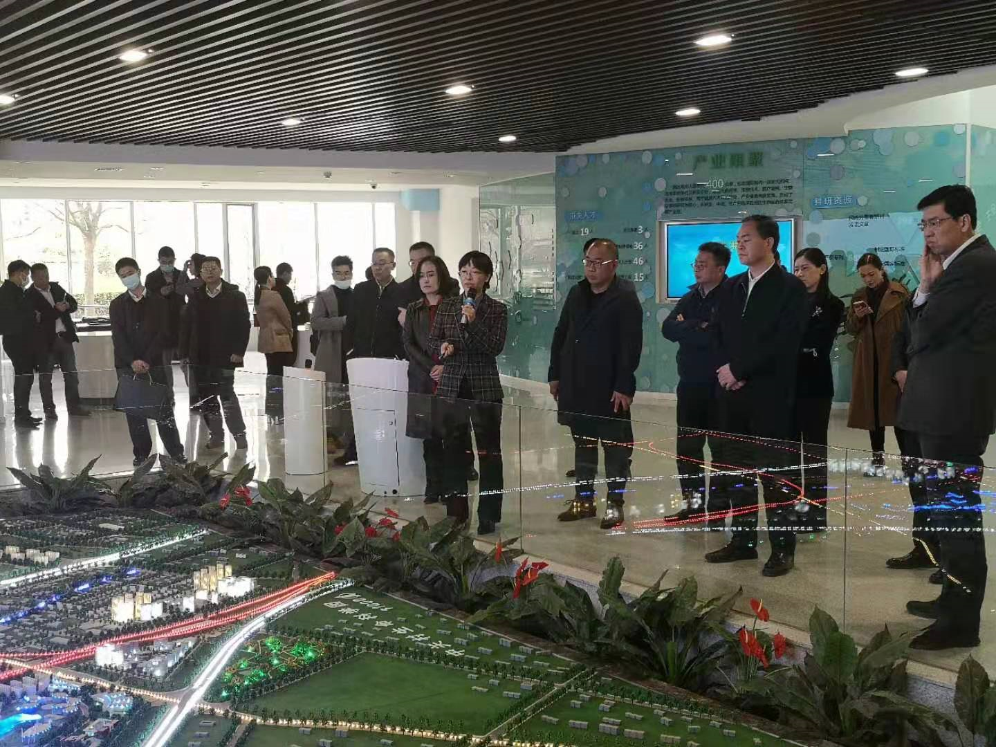 副市长仇文娟赴商务部汇报对接工作 并在北京考察招商