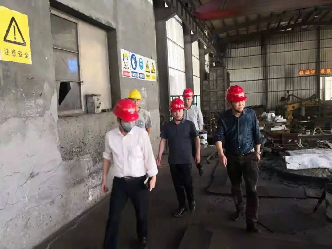 县应急管理局聘请专家开展金属冶炼企业专项检查