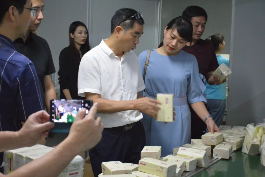 主动承接大湾区产业转移，阳晓华率队赴粤招商忙