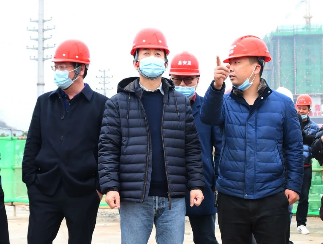 陈历贤督查年前安全生产、河长制及禁捕退捕工作