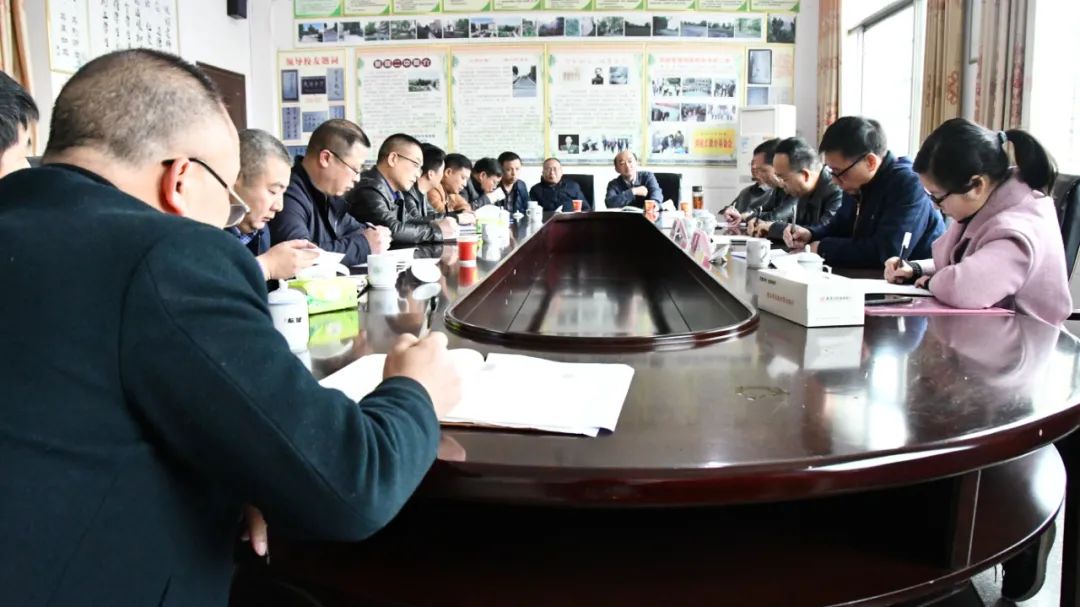 曾志红到新邵二中调研