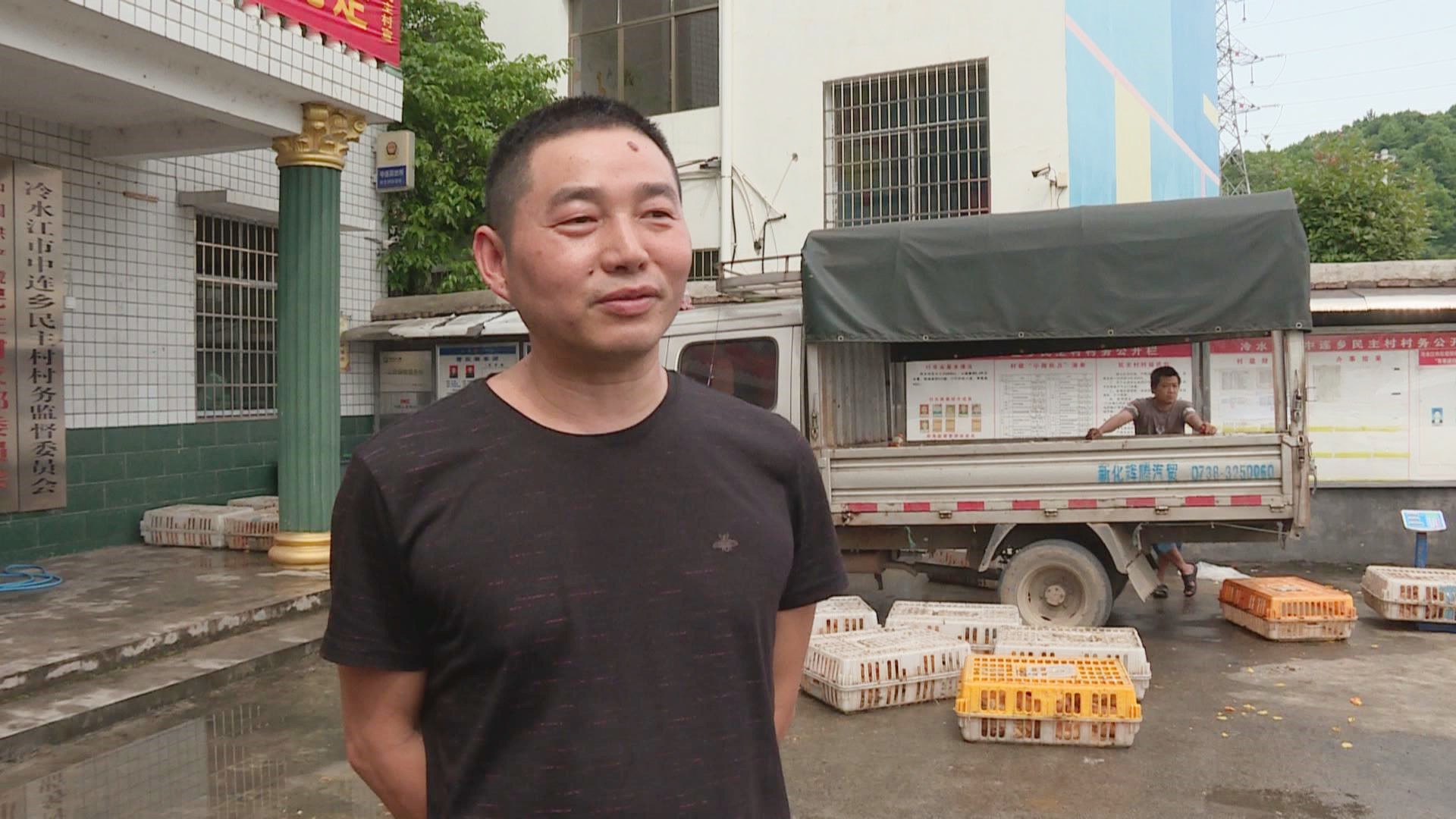 我為群眾辦實(shí)事 冷水江市住房保障服務(wù)中心開展主題黨日活動(dòng)