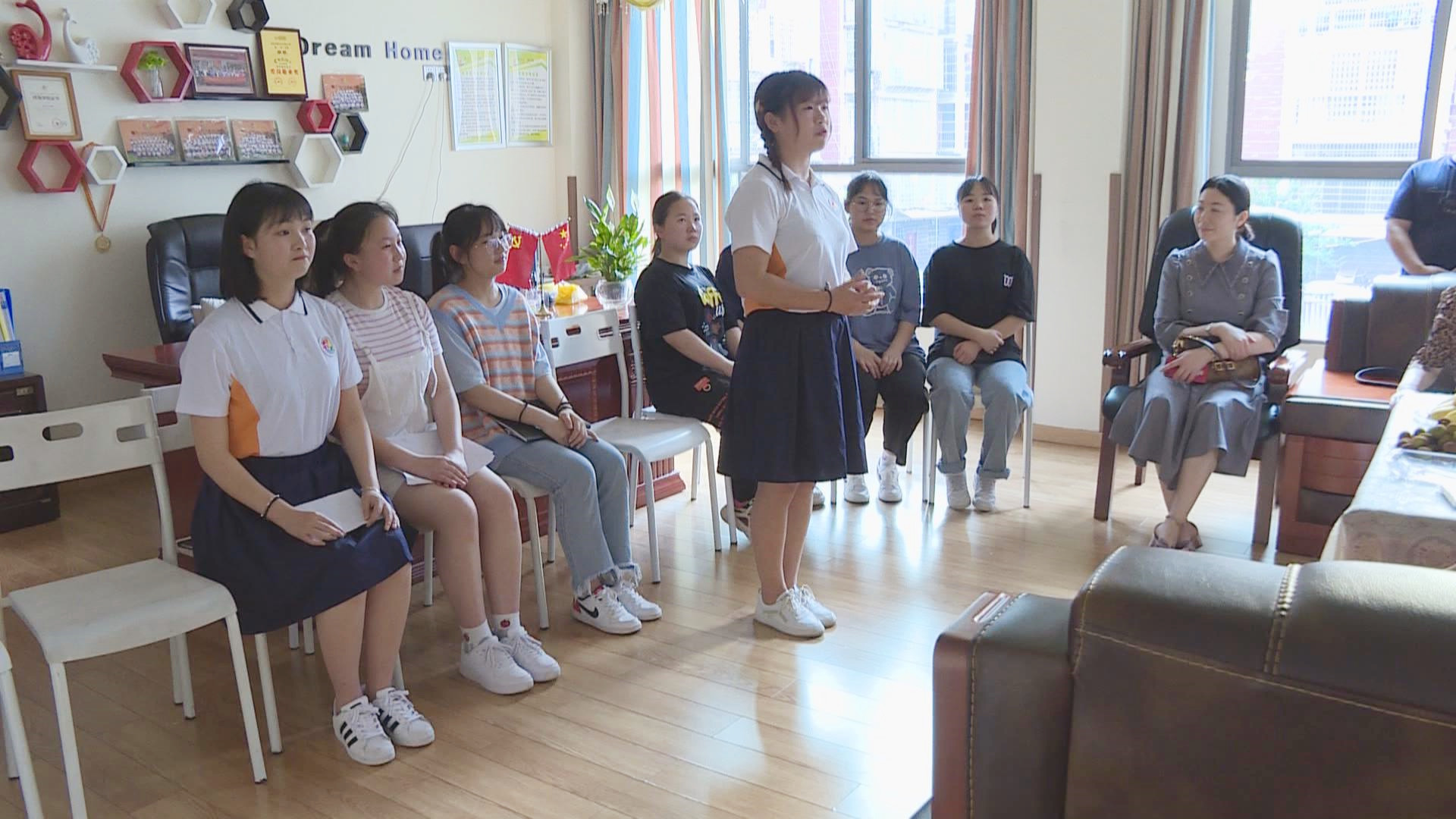 娄底幼儿师范学校赴新化县检查幼儿园实习基地工作