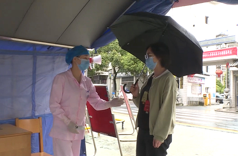 县人民医院开展新冠肺炎秋冬季疫情防控演练