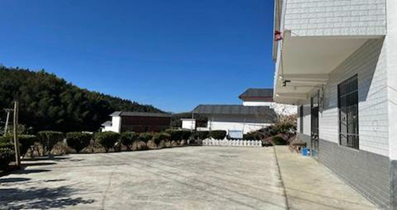 【爱卫同行 全民抗疫】沤江镇羊社村：开展卫生评比 理出清洁家园