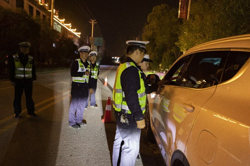 桂东交警： “霹雳行动” 7天查获酒驾14起、醉驾4起