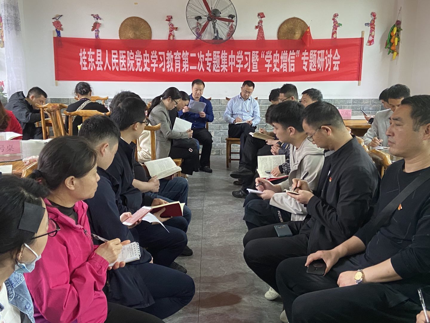 县人民医院开展“学史增信，坚定信仰担使命”主题现场研学活动