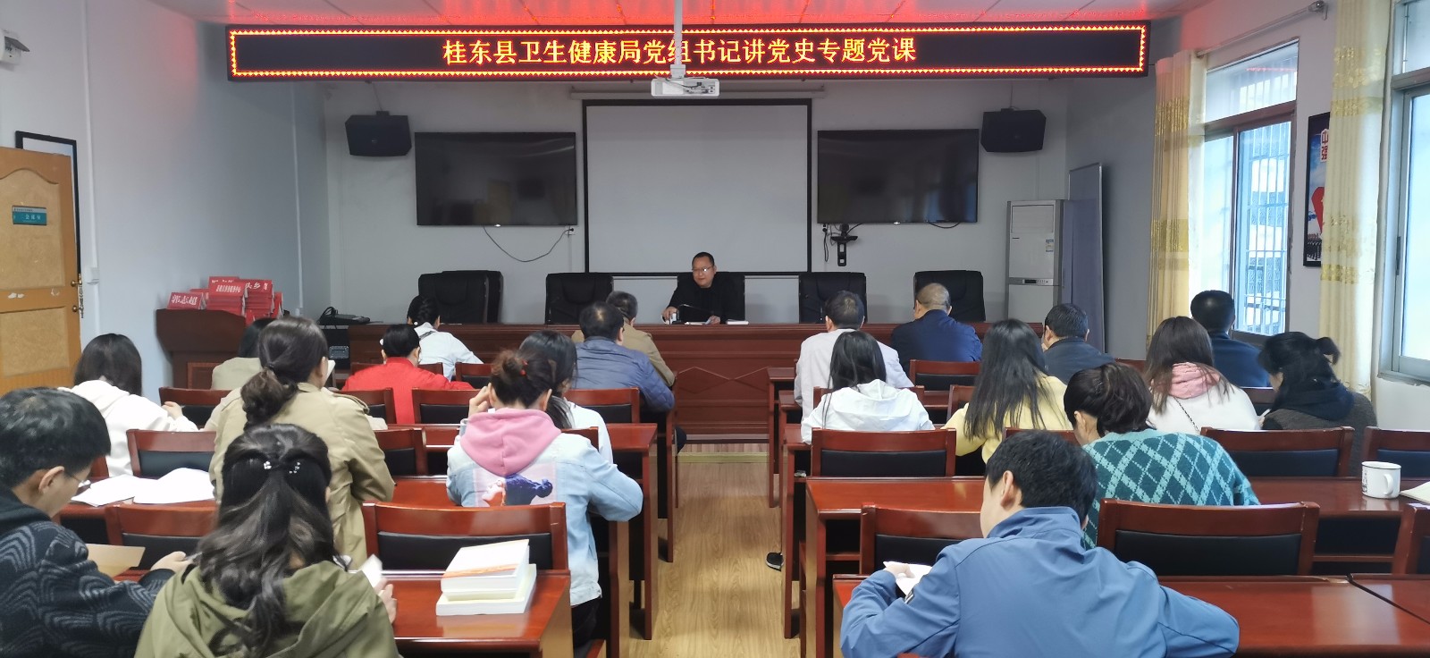 县卫健局：理论学习有方法 为民办事有举措