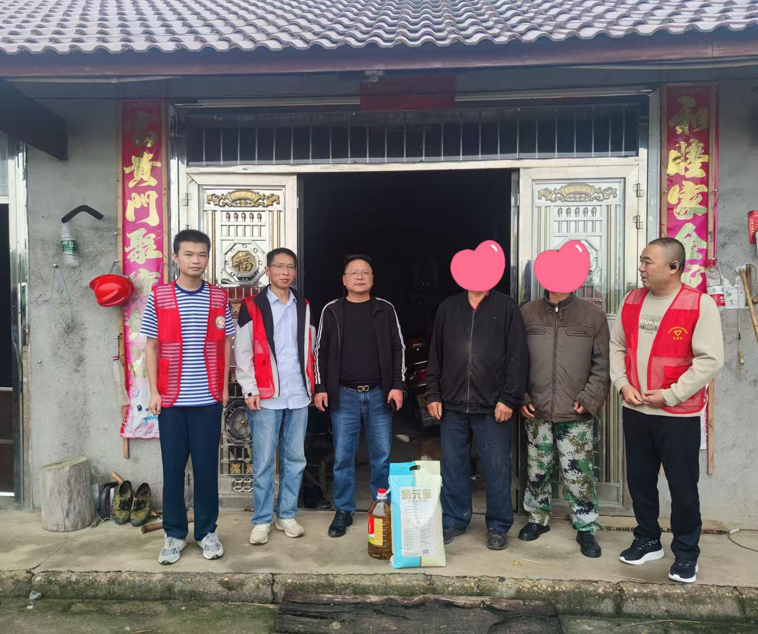 石公桥镇：中秋佳节送温情  爱心慰问暖人心