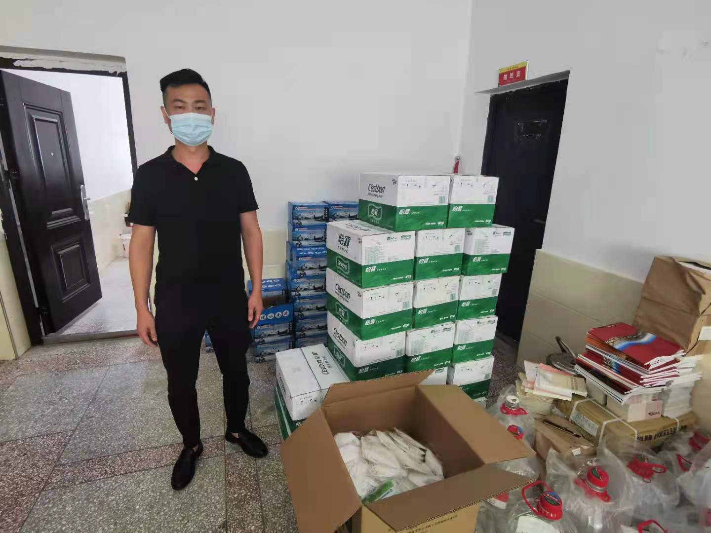 崔家桥镇：同舟共济，抗击疫情！感谢爱心人士捐赠！
