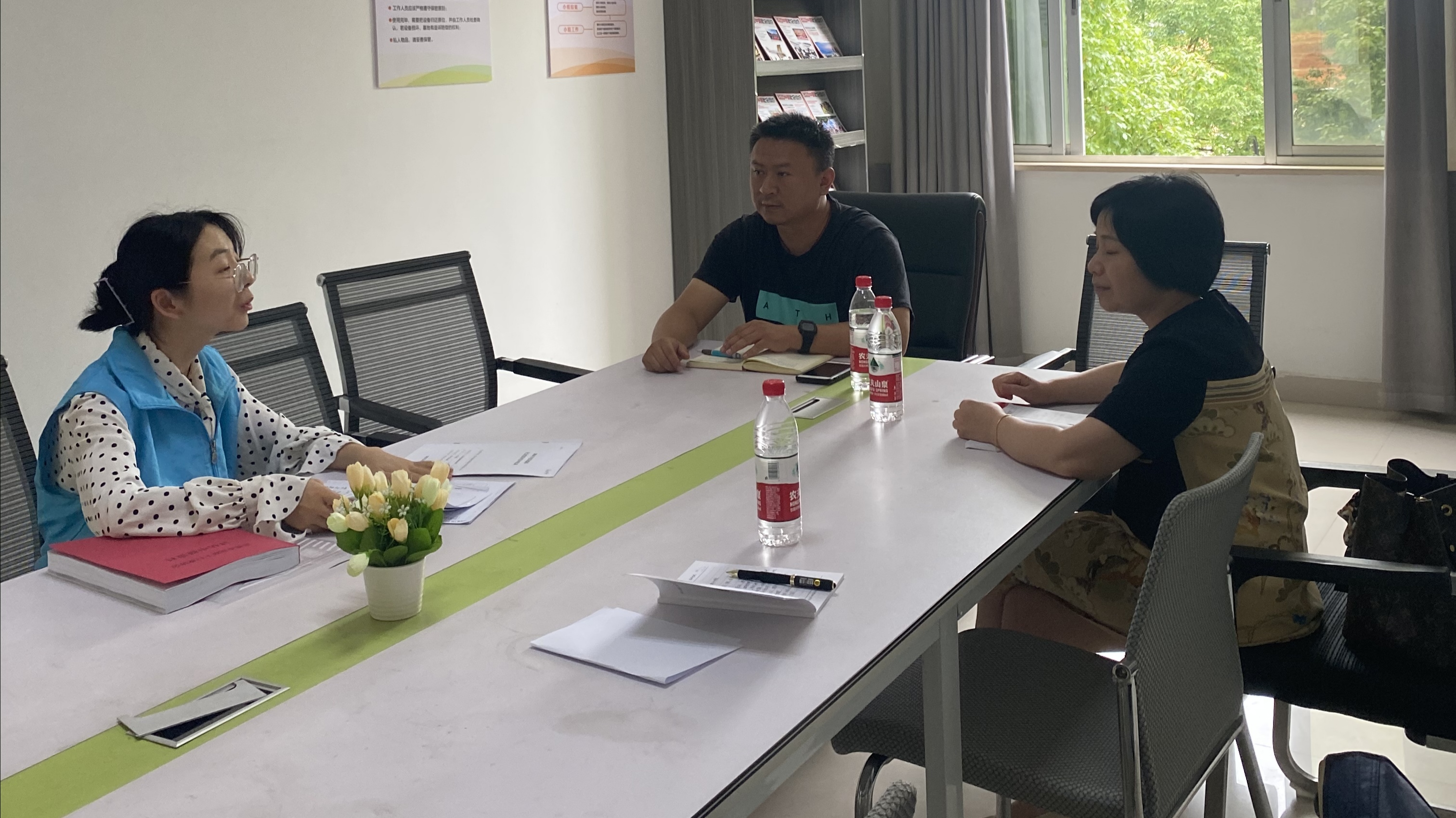 汉寿民政：相关股室负责人赴常德市社会组织孵化基地学习