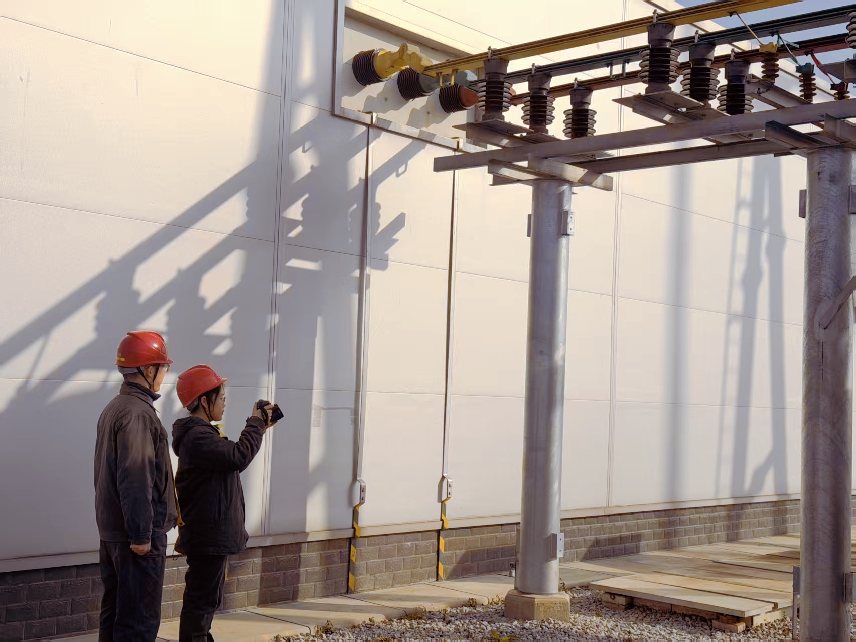 国网汉寿县供电公司 “把脉”变电设备 特巡保障电网安全