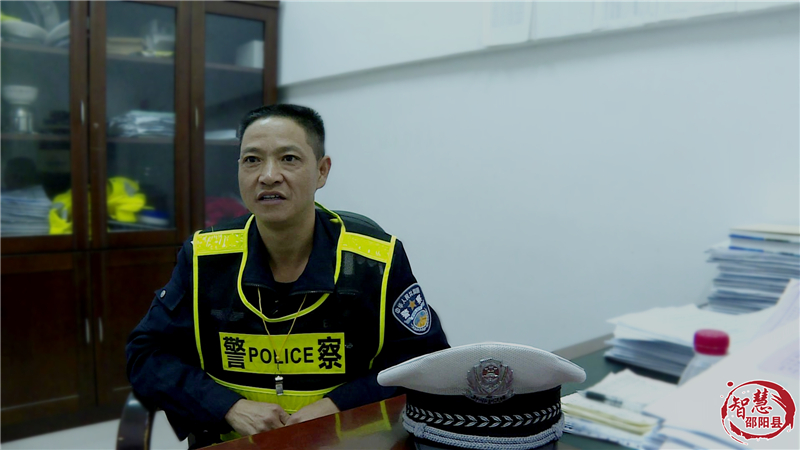 叫醒城市的人|康小明——城市交通的守护者