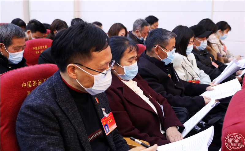 【聚焦两会】邵阳县第十七届人民代表大会第六次会议开幕