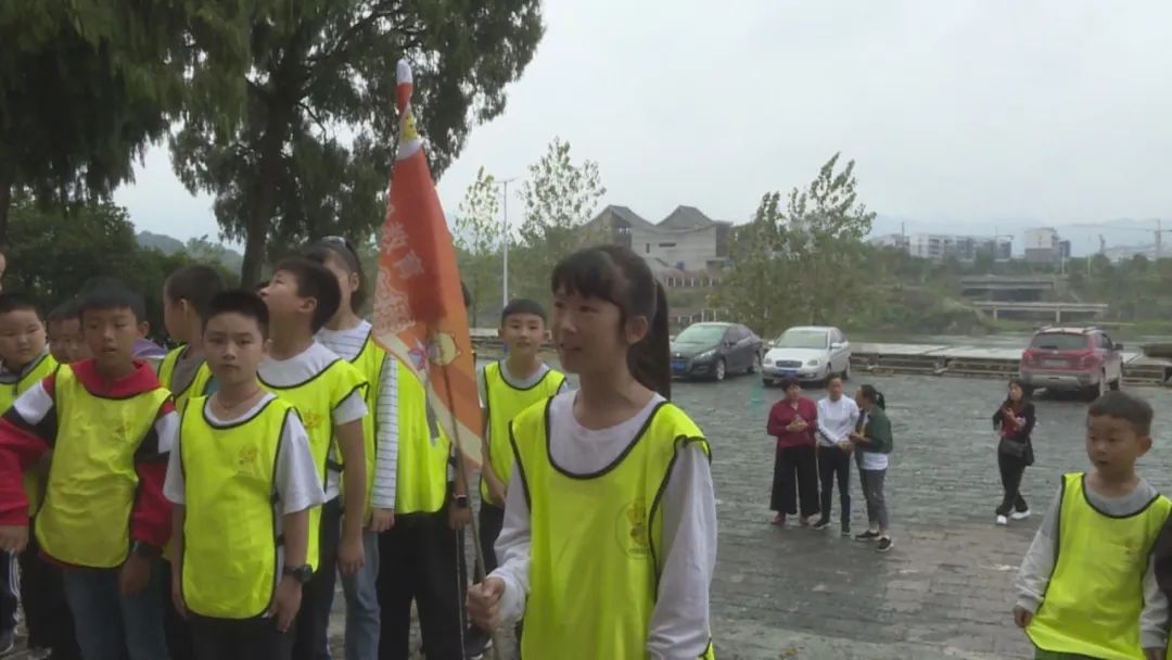 中方：学生变导游 “推普周”我在行动
