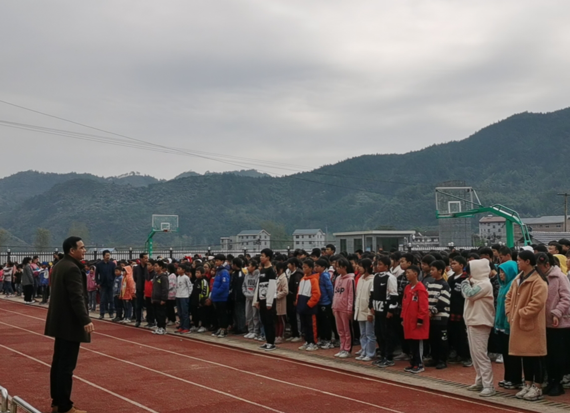 铜鼎镇：禁毒宣传进校园