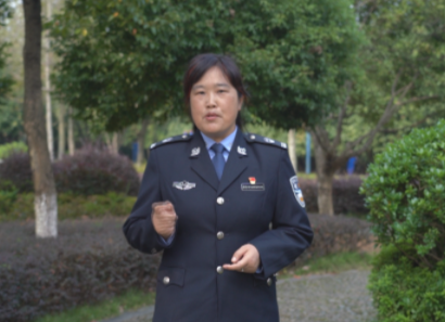 杨荣华：普法守望人