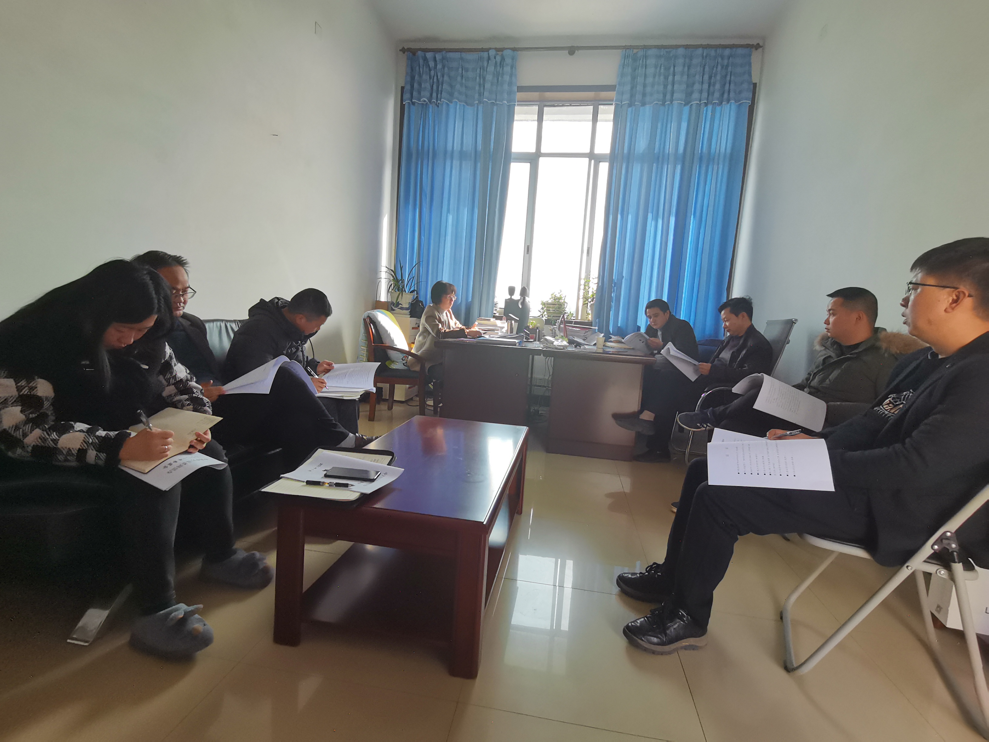 县委网信办召开2021年网络意识形态和网络安全工作推进会