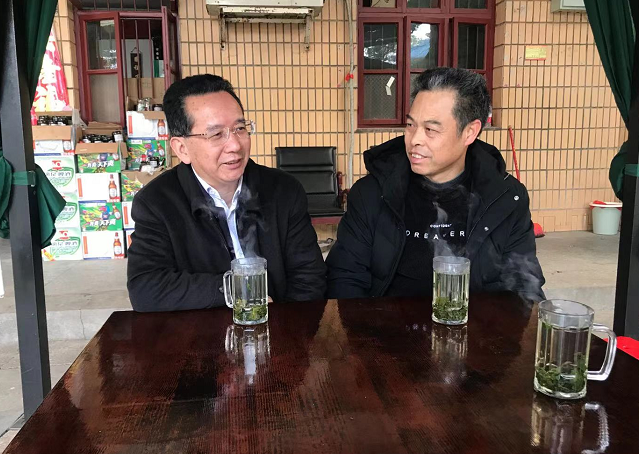 春节慰问送温暖 真情关怀暖人心 姜耀文走访慰问农村基层党员干部 和困难群众
