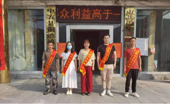 铜湾镇开展禁毒宣传活动