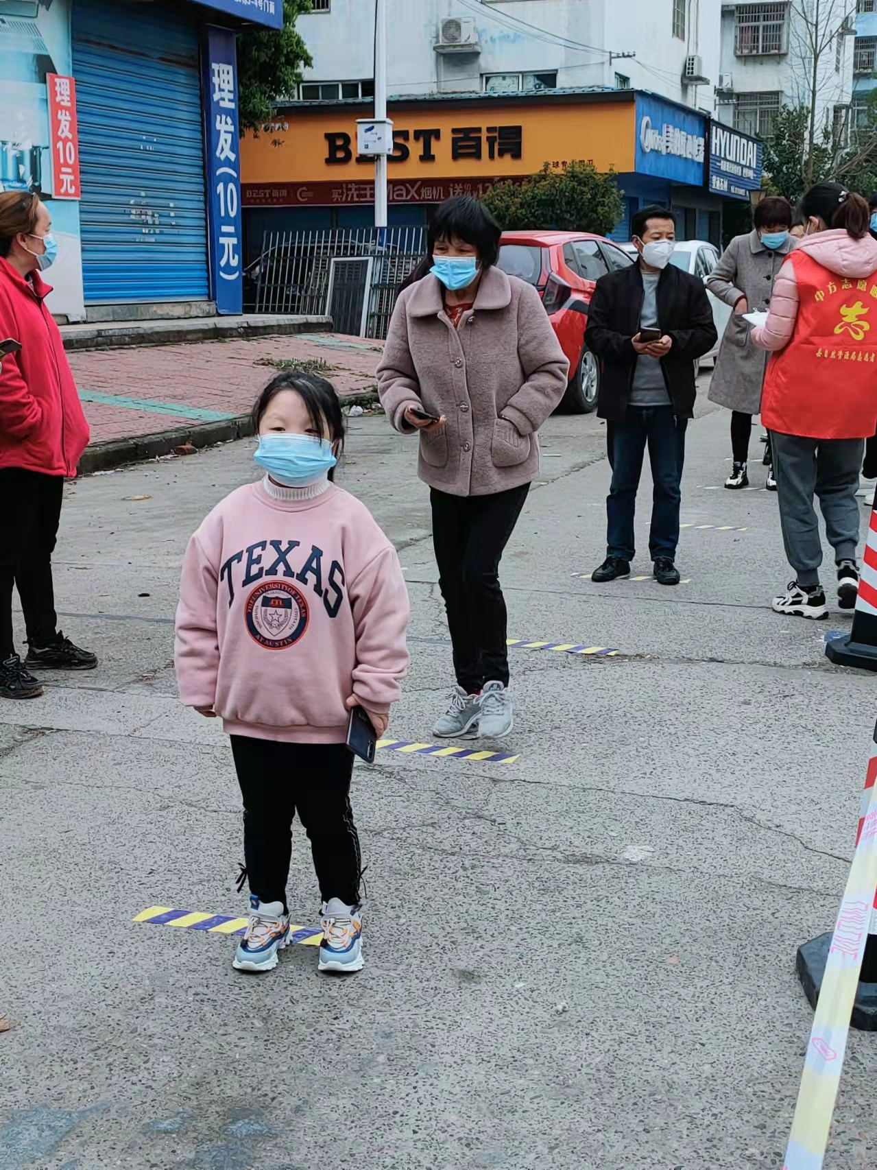 团结一心，共同抗疫