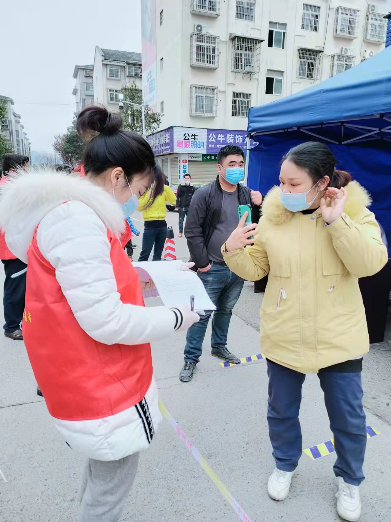 团结一心，共同抗疫