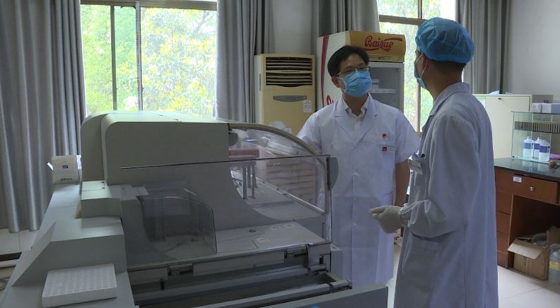 【让党旗在防控疫情第一线高高飘扬】医者仁心 抗“疫”逆行