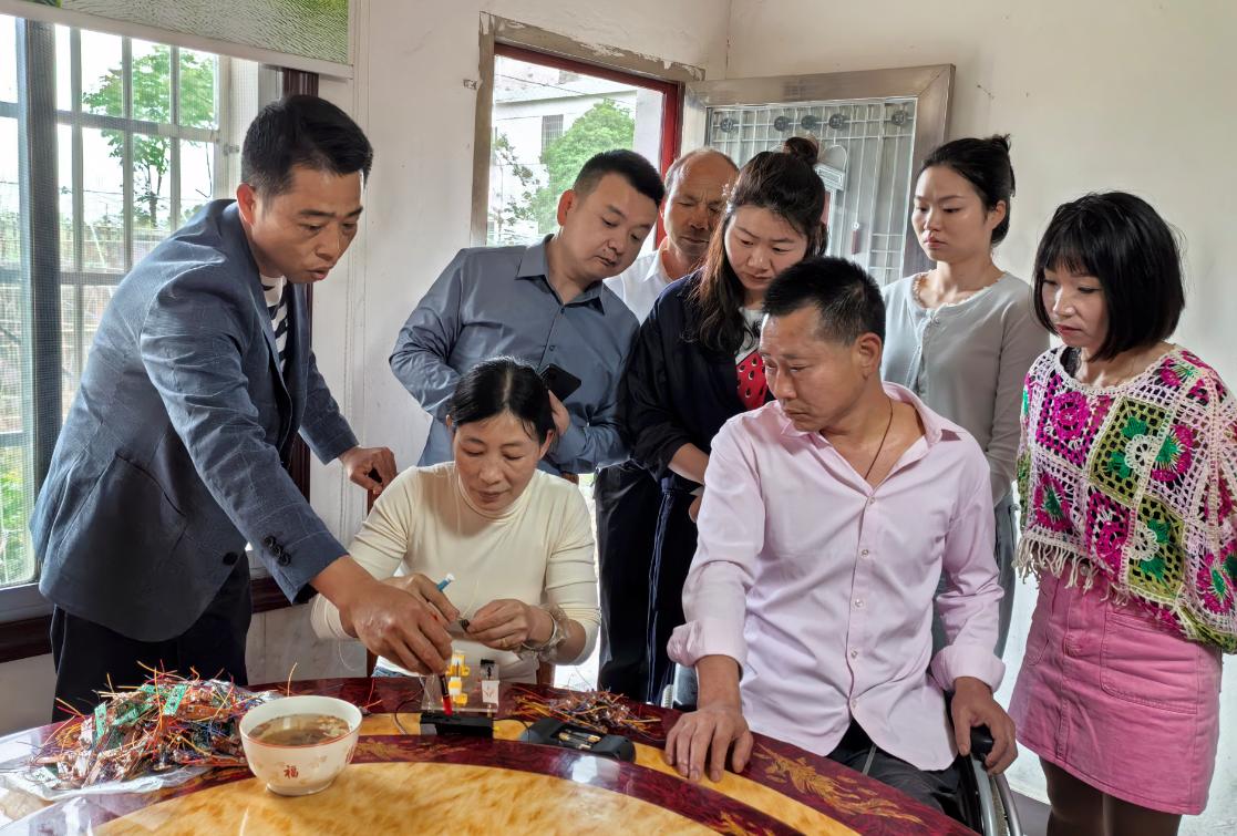 汉寿县洋淘湖镇：因工伤致贫家庭获“就业礼包”，家门口重燃生活希望