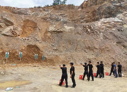提足精气神 坚定学本领：30名辅警、协警大练兵展风采