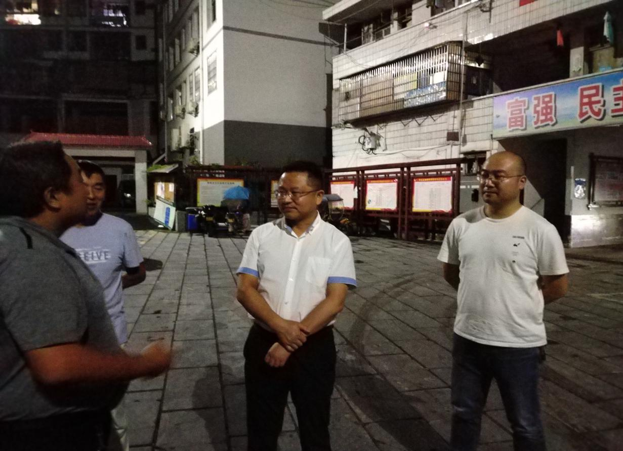 赵云海雨夜一线督查 确保全县安全度汛