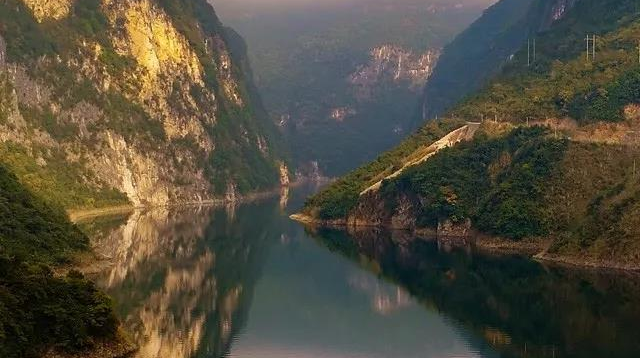 看完武陵源的山，不妨再去品品桑植的水