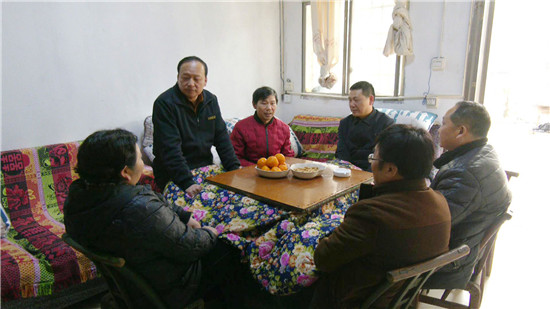 皮运舰开展新春走访慰问活动