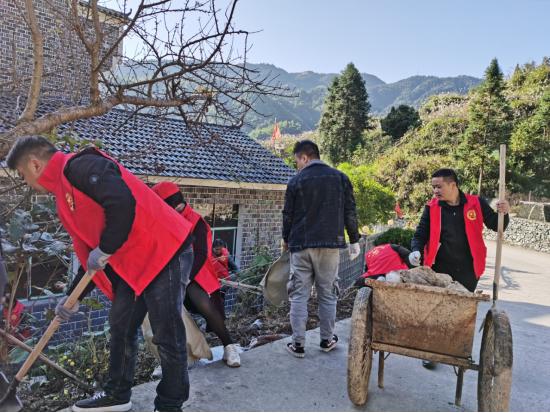 蒿吉坪瑶族乡：多举措开展人居环境整治