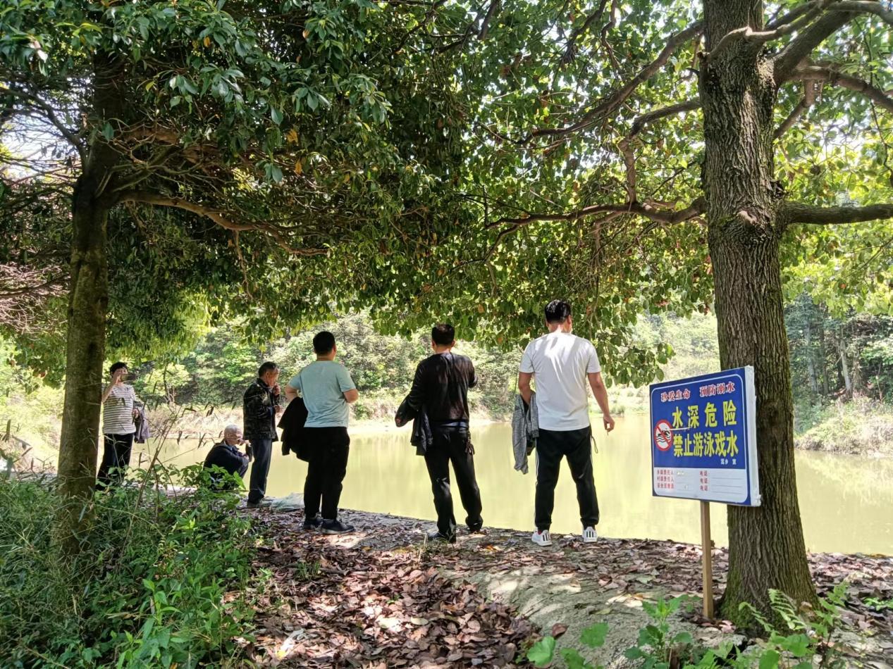 安全生产大排查大管控大整治｜蒿吉坪瑶族乡：开展防溺水安全检查，织密防溺水“安全网”
