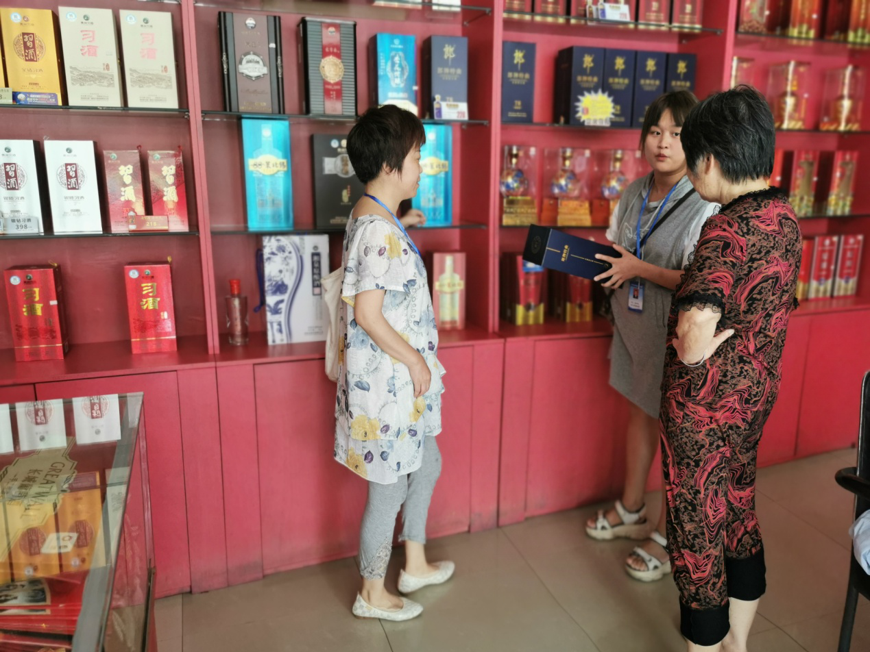 县市场监管局：“铁拳”出击  为节日保驾护航