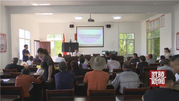 河洑镇为贫困户提能壮志