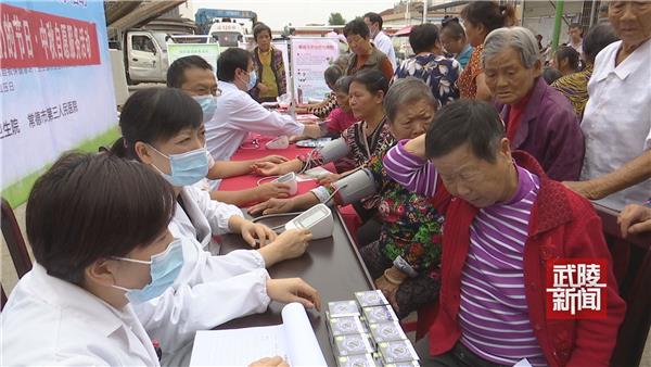 丹洲乡联合第三人民医院开展义诊下乡活动