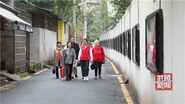 光明巷社区：党建引领提升社区为民服务能力