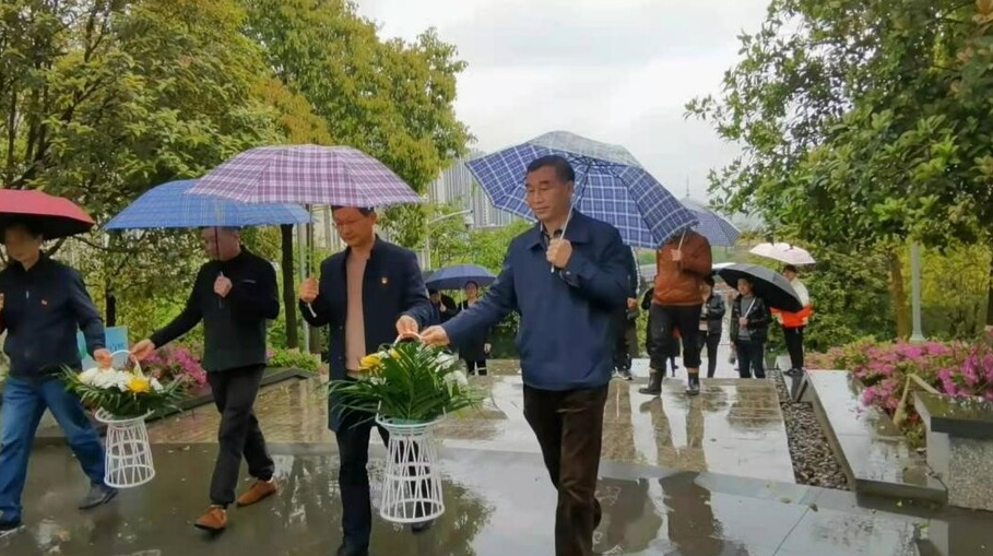 武陵区司法局： 缅怀先烈学党史 牢记使命感党恩